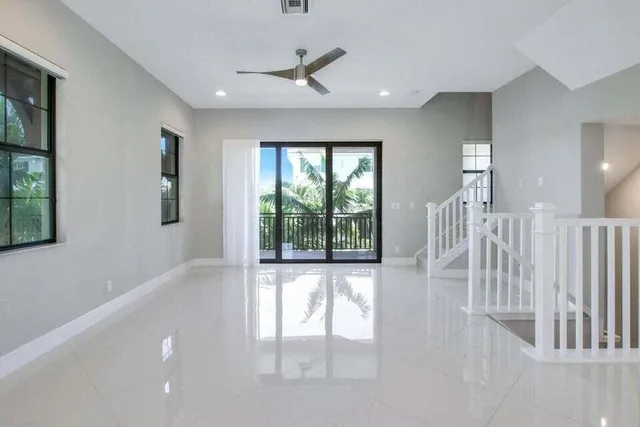 $5,500 | 3027 Franklin Place, Palm Beach Gardens, FL 33418