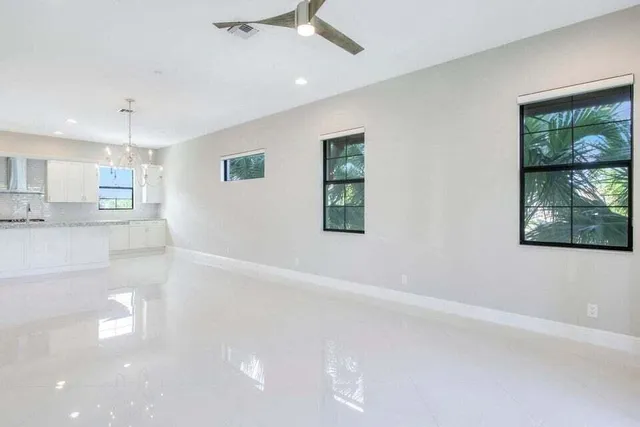 $5,500 | 3027 Franklin Place, Palm Beach Gardens, FL 33418