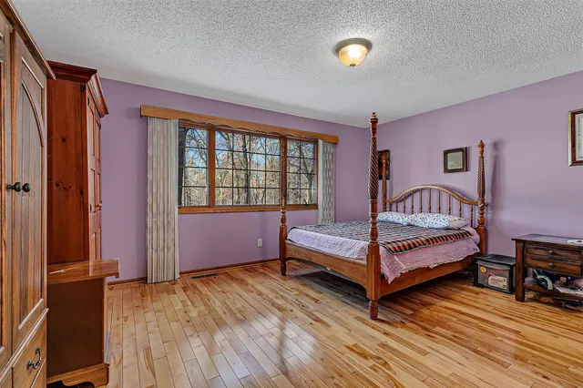 $575,000 | 16887 97th Street, Becker, MN 55308