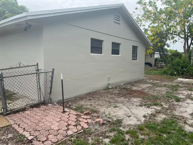 $372,000 | 6359 Southwest 1st Street, Margate, FL 33068