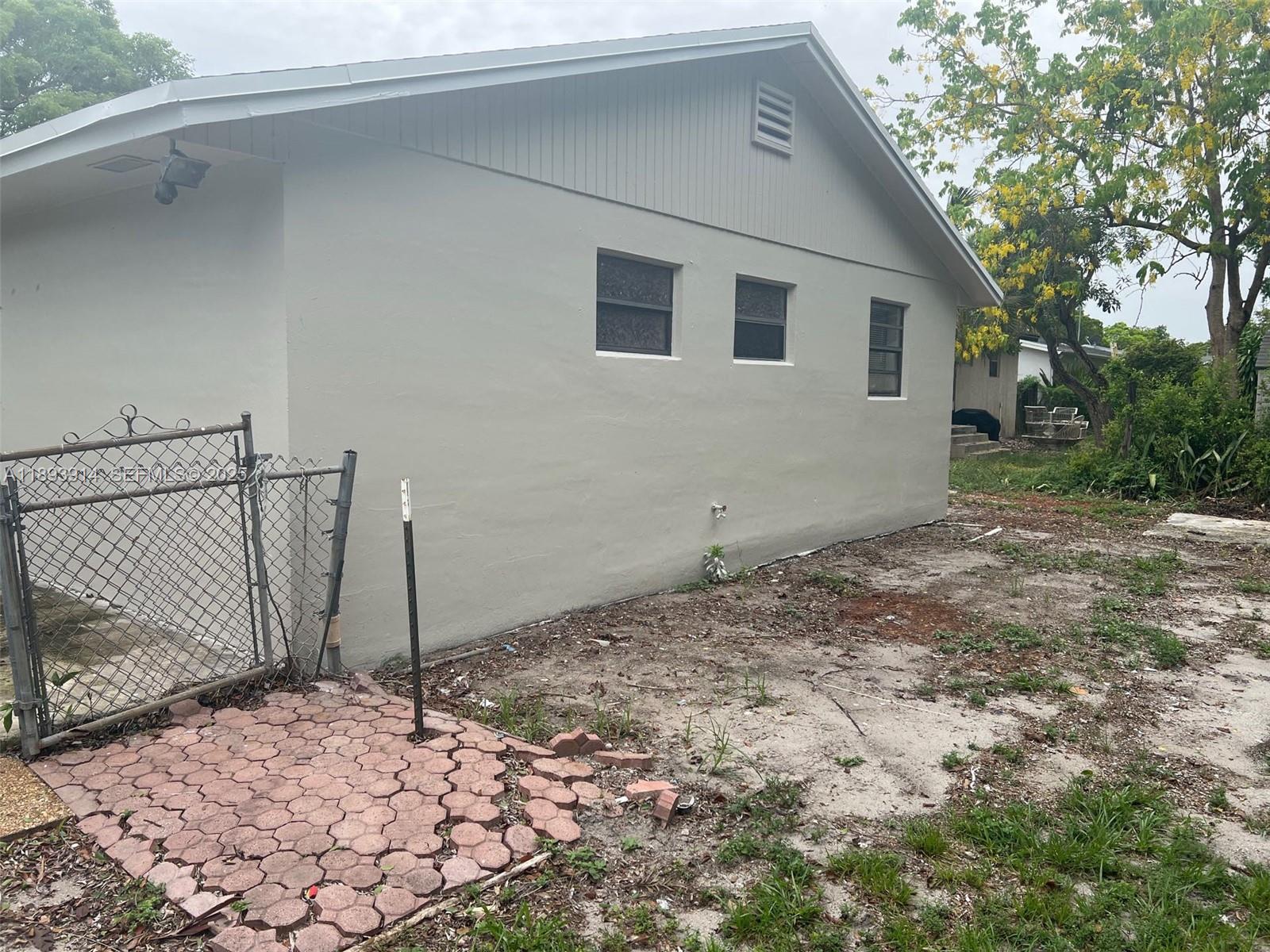 6359 Southwest 1st Street Margate, FL 33068 - Photo 5 of 5