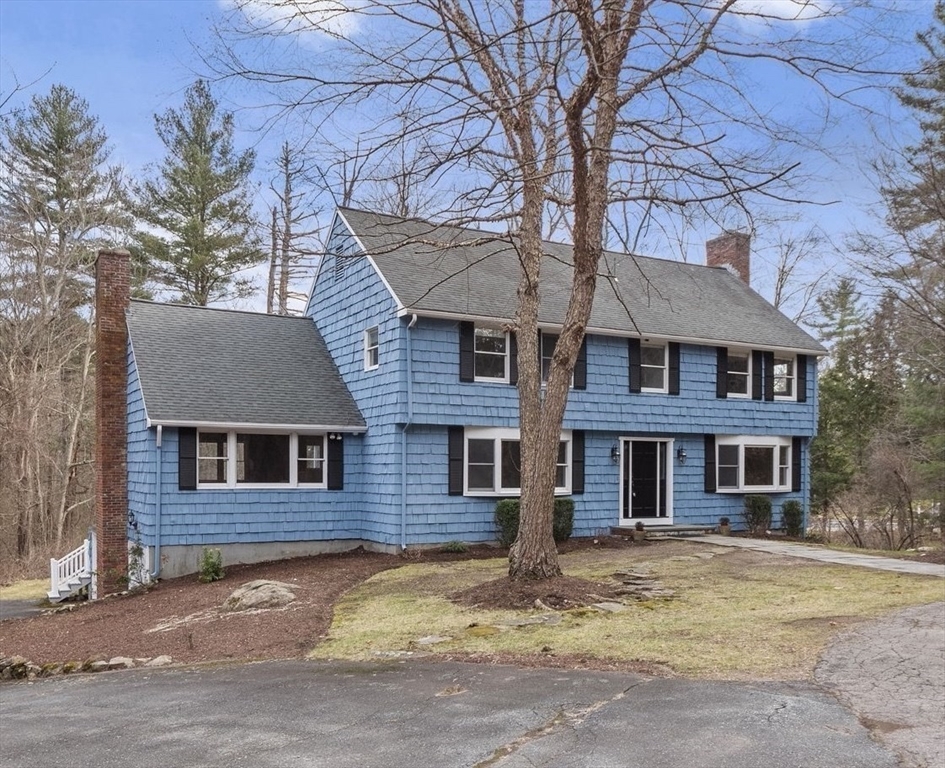 56 Spywood Road Sherborn, MA 01770 - Photo 3 of 42 Gallery Image 3