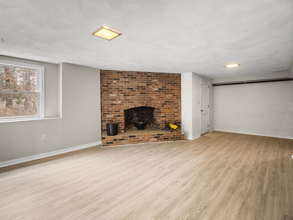 56 Spywood Road Sherborn, MA 01770 - Photo 36 of 42 Gallery Image 36