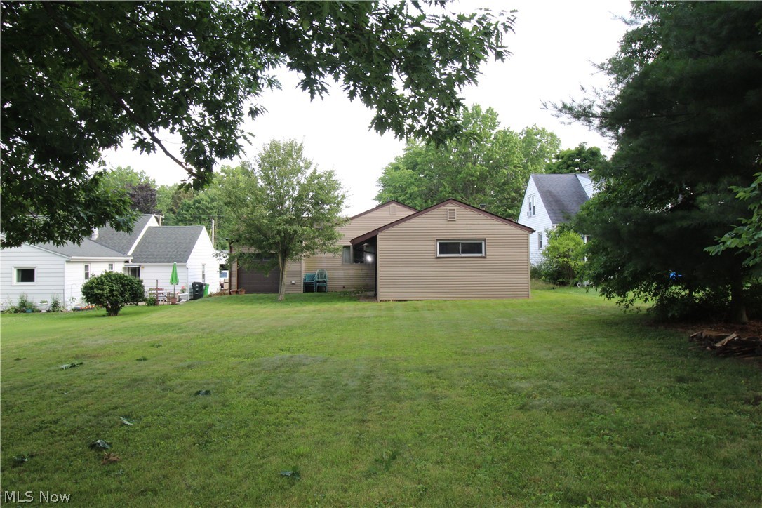 303 North Street Rittman, OH 44270 - Photo 3 of 17