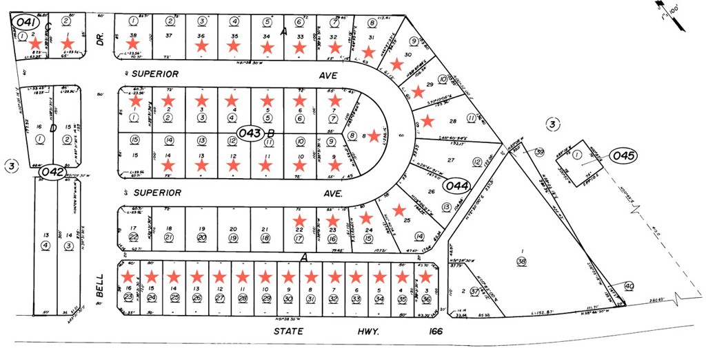 a black and white photo of a living room