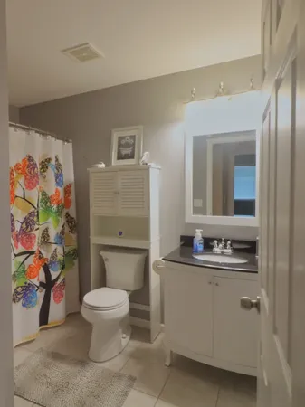 $2,450 | 1160 Hawthorne Lane, Unit 1160, Elk Grove Village, IL 60007