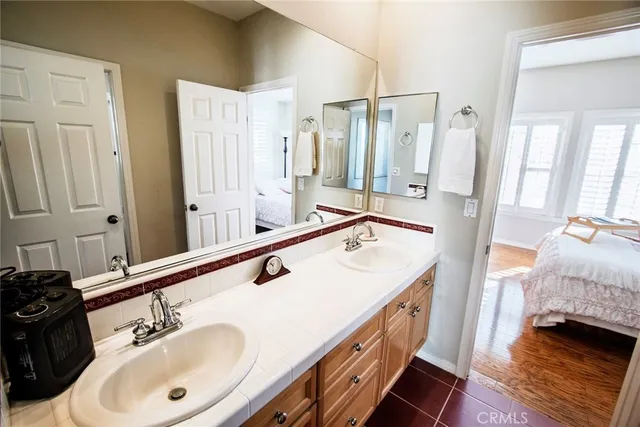 $1,600 | 27027 Edgewater Lnr, Valencia, CA 91355