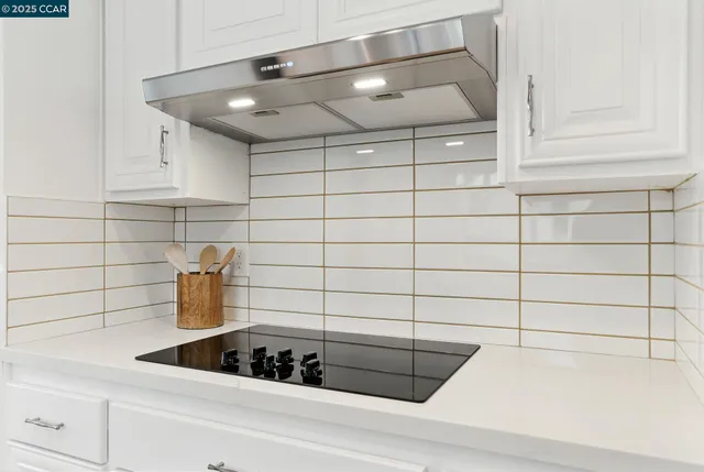 $1,995,000 | 1725 Spyglass Lane, Moraga, CA 94556