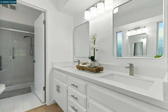 $1,995,000 | 1725 Spyglass Lane, Moraga, CA 94556