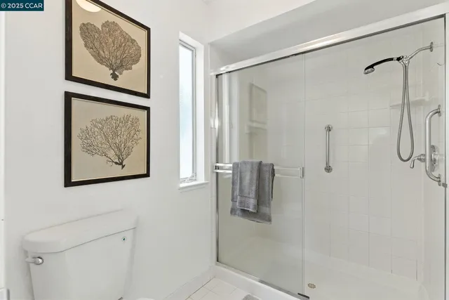 $1,995,000 | 1725 Spyglass Lane, Moraga, CA 94556