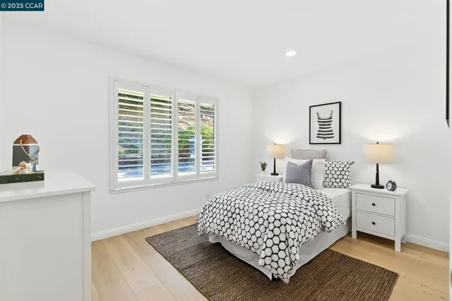 $1,995,000 | 1725 Spyglass Lane, Moraga, CA 94556