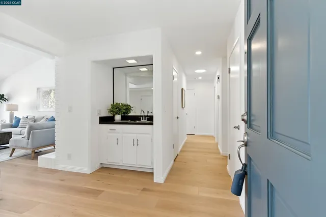 $1,995,000 | 1725 Spyglass Lane, Moraga, CA 94556