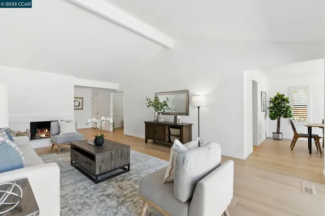 $1,995,000 | 1725 Spyglass Lane, Moraga, CA 94556