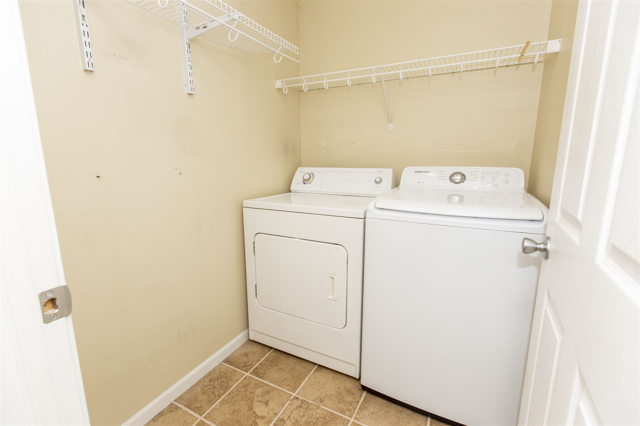18360 Stateline Road South Bend, IN 46637 - Photo 15 of 36