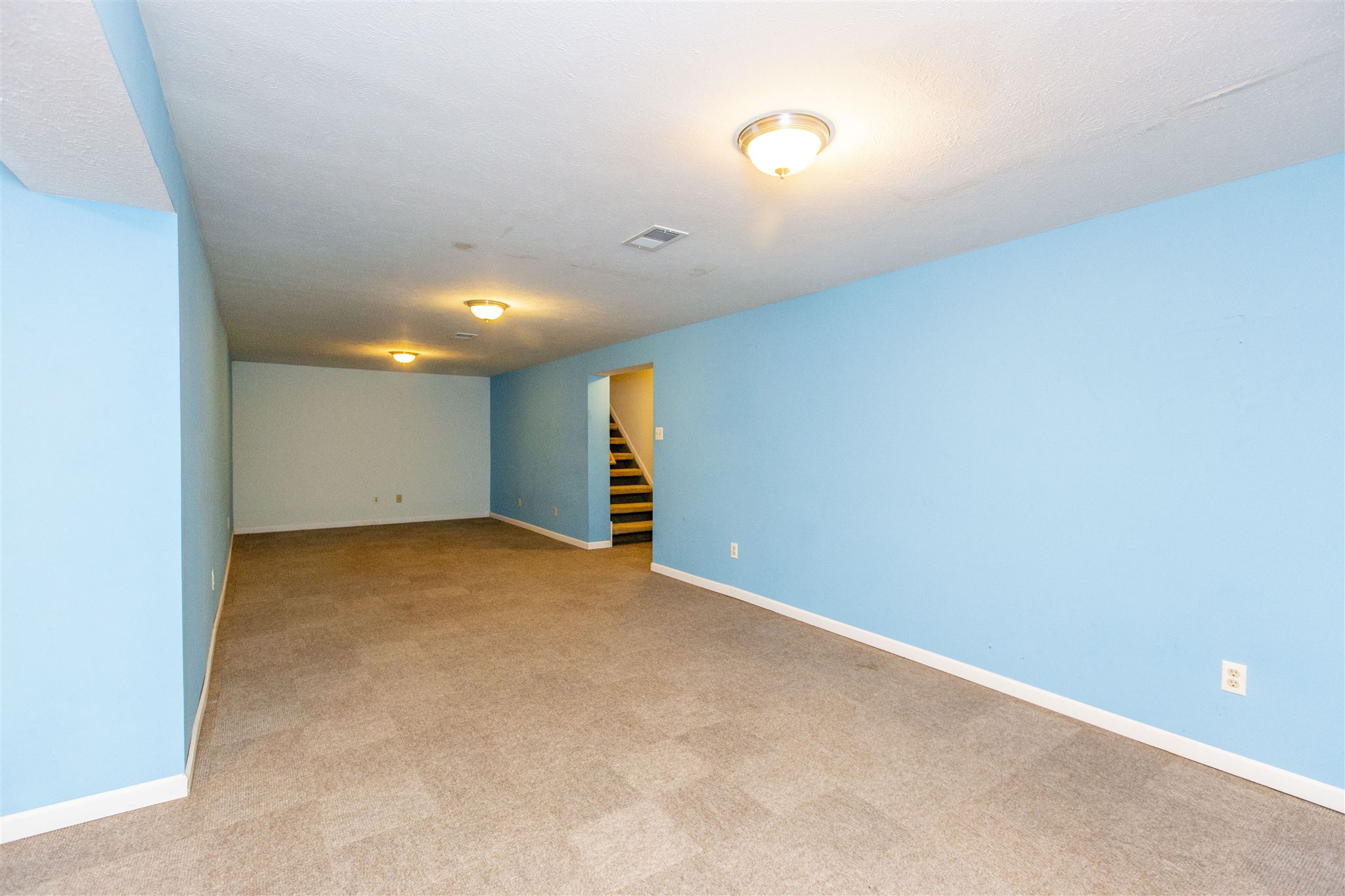 18360 Stateline Road South Bend, IN 46637 - Photo 21 of 36