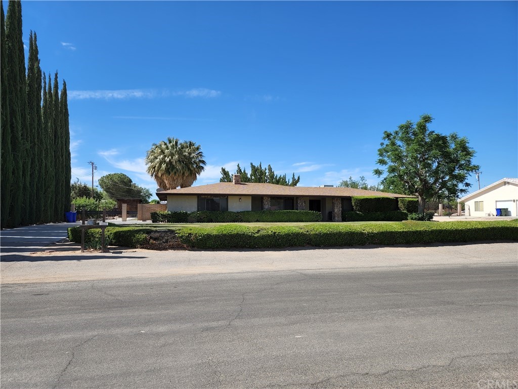 19595 Red Feather Road Apple Valley, CA 92307 - Photo 1 of 1