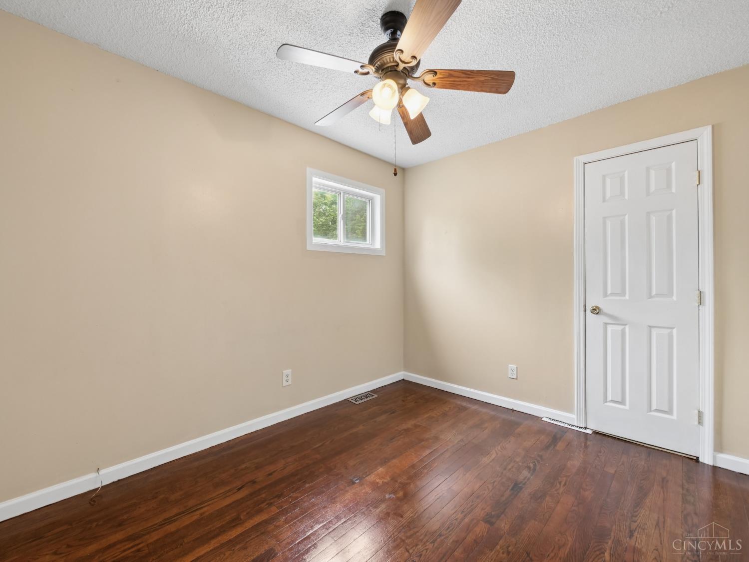 11623 Kenn Road Cincinnati, OH 45240 - Photo 25 of 33