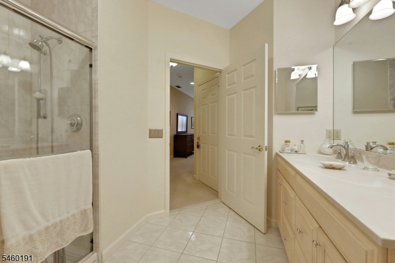 100 Ridgewood Road, Unit 215 Washington Township, NJ 07676 - Photo 25 of 40 Gallery Image 25