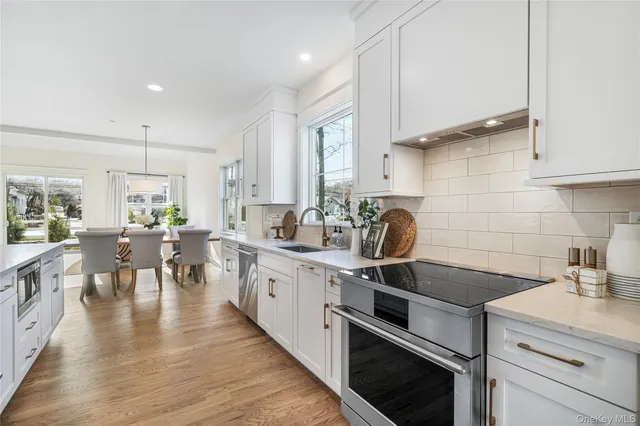 $949,900 | 2040 Crompond Road, Unit 17, Yorktown Heights, NY 10598