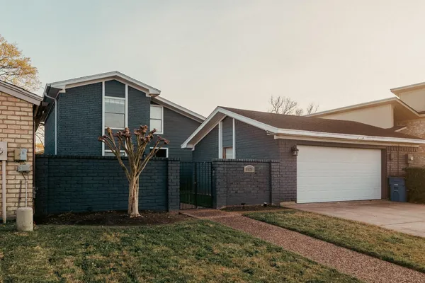 $330,000 | 6625 Windwood Lane, Beaumont, TX 77706