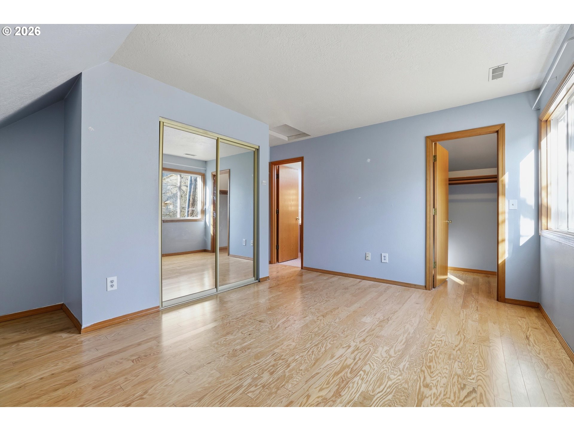 111 Kingsgate Road Lake Oswego, OR 97035 - Photo 26 of 34 Gallery Image 26