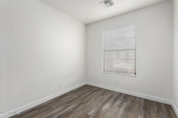 $1,999 | 111 West Beth Drive, Phoenix, AZ 85041