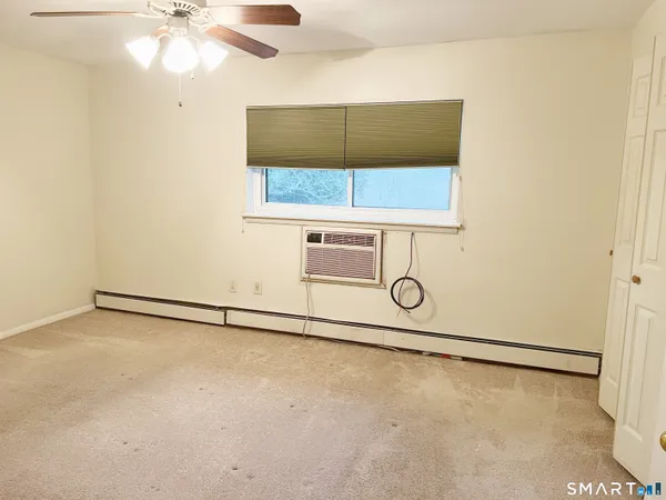 $199,900 | 94 Wakefield Circle, Unit 94, East Hartford, CT 06118