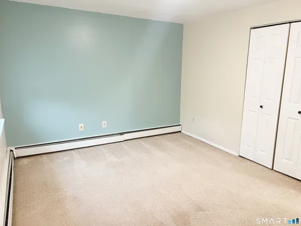 $199,900 | 94 Wakefield Circle, Unit 94, East Hartford, CT 06118