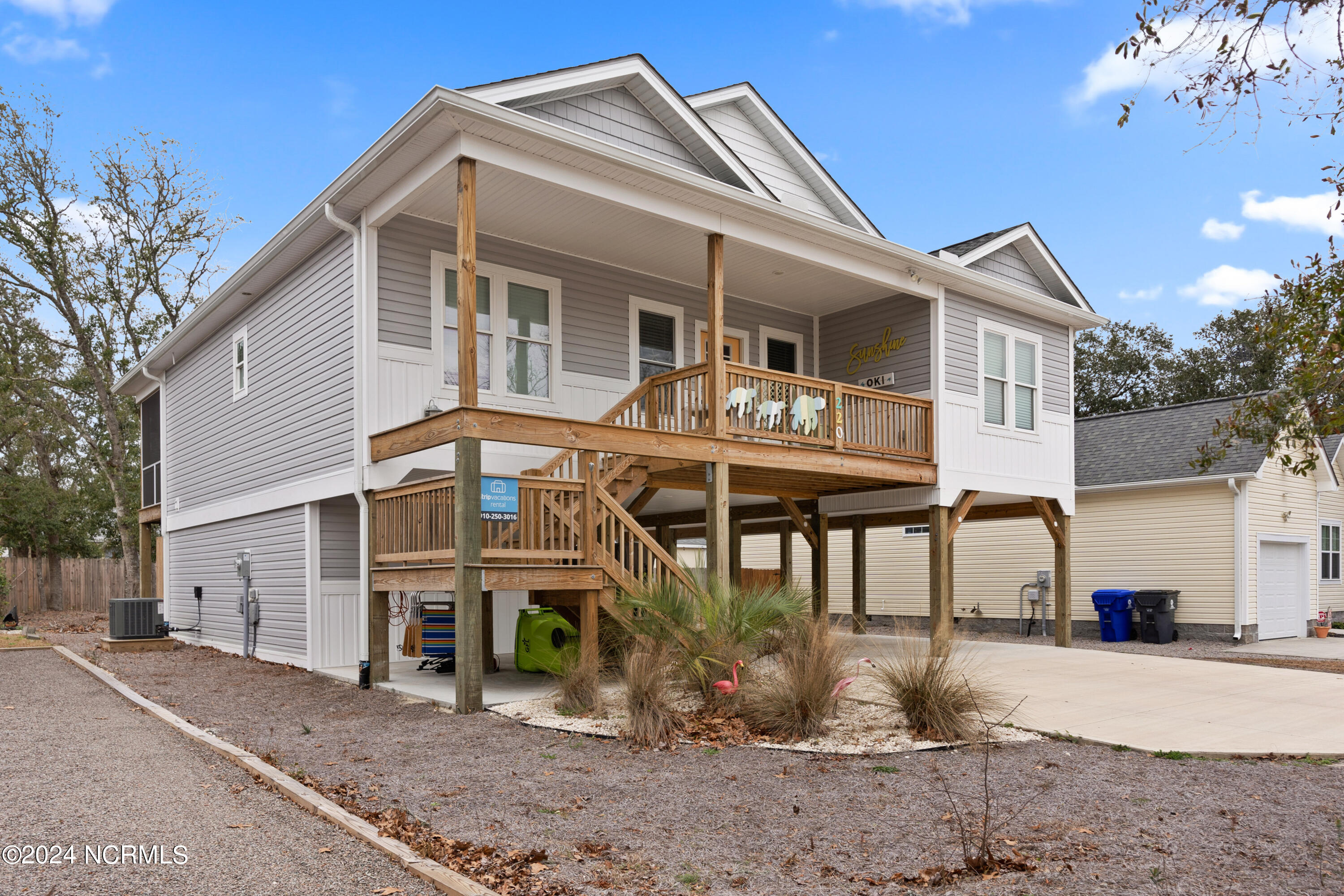 220 Northeast 54th Street Oak Island, NC 28465 - Photo 3 of 49 Updates-40