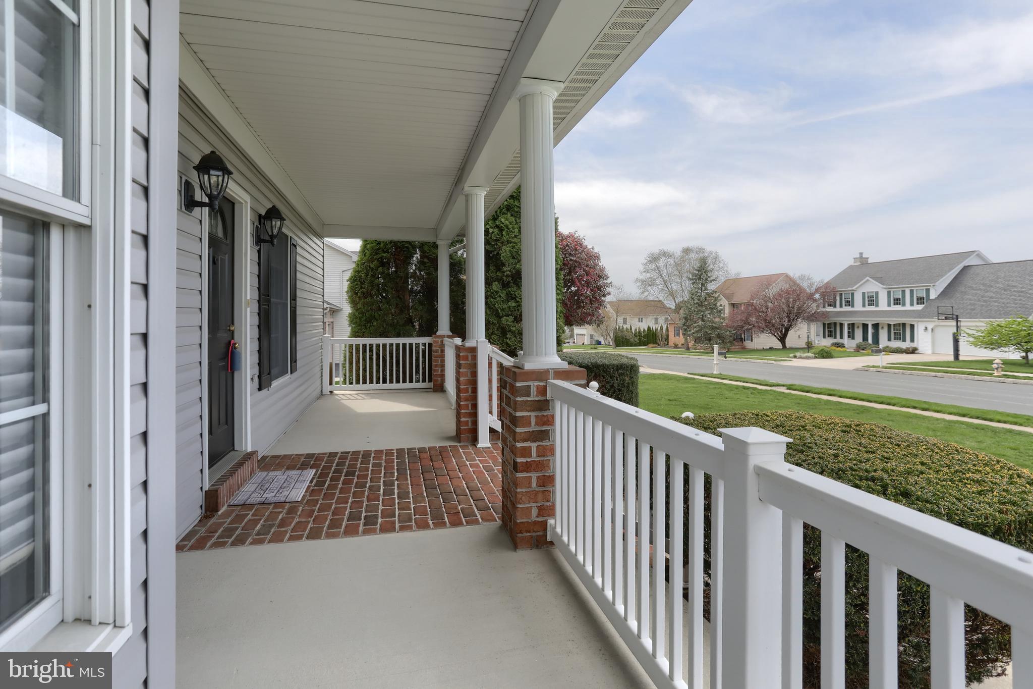227 Cooper Road Hummelstown, PA 17036 - Photo 2 of 29 Gallery Image 2