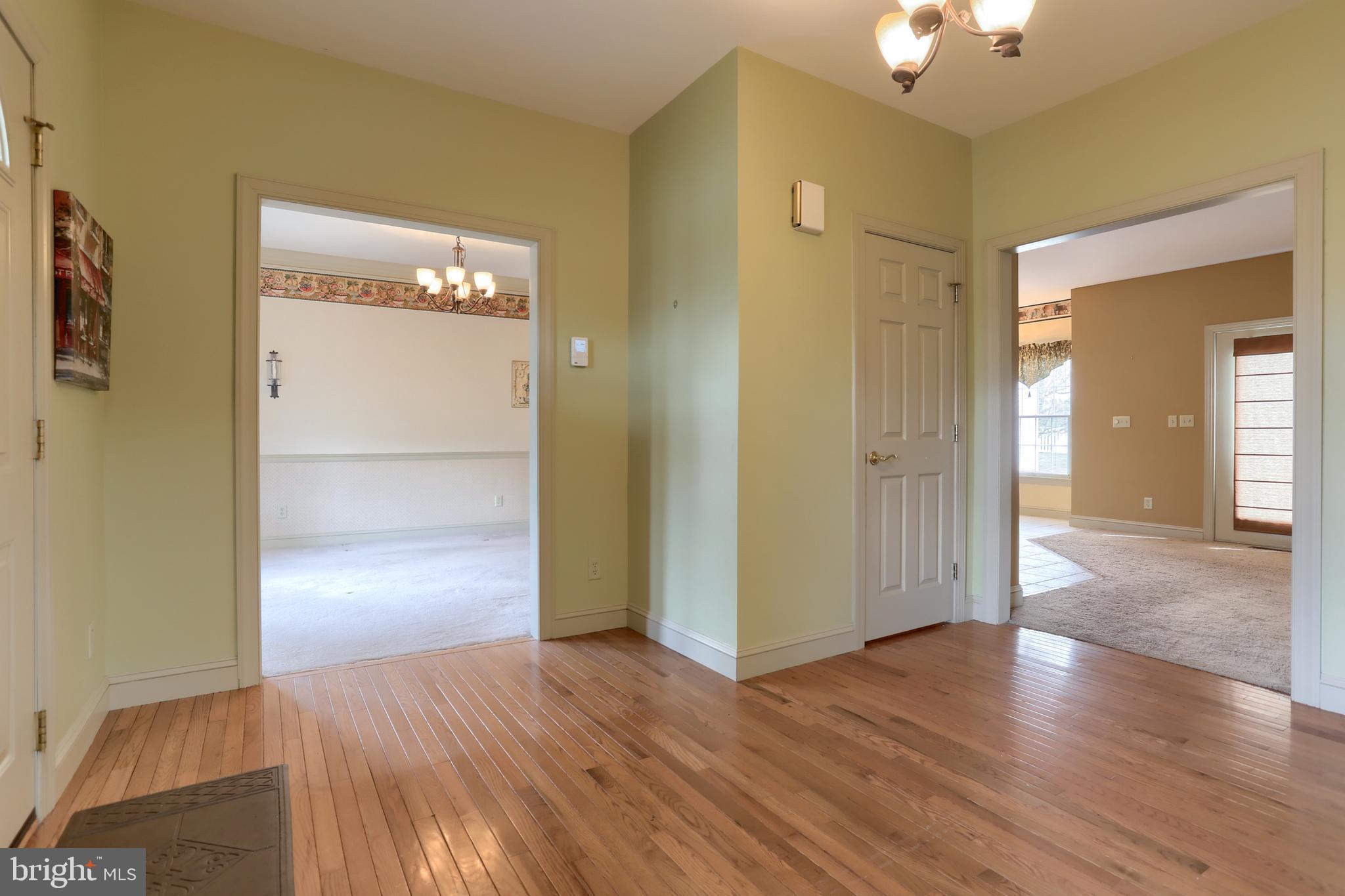227 Cooper Road Hummelstown, PA 17036 - Photo 4 of 29 Gallery Image 4