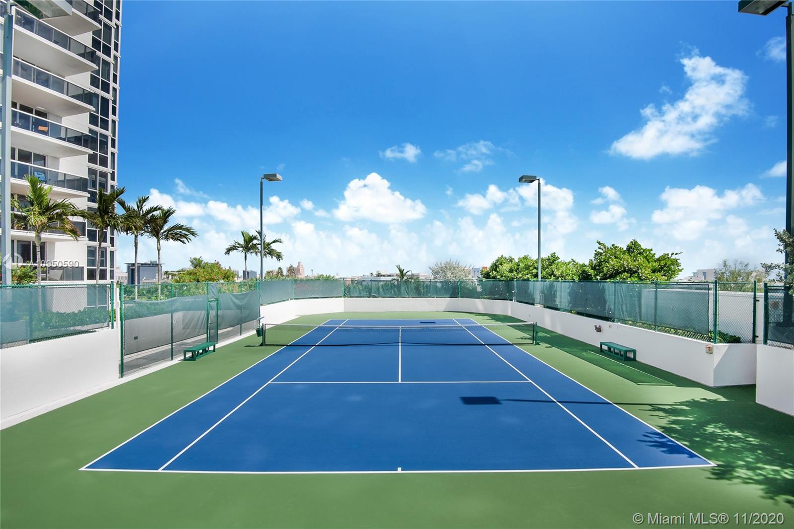 400 Alton Road, Unit 2001 Miami Beach, FL 33139 - Photo 17 of 19