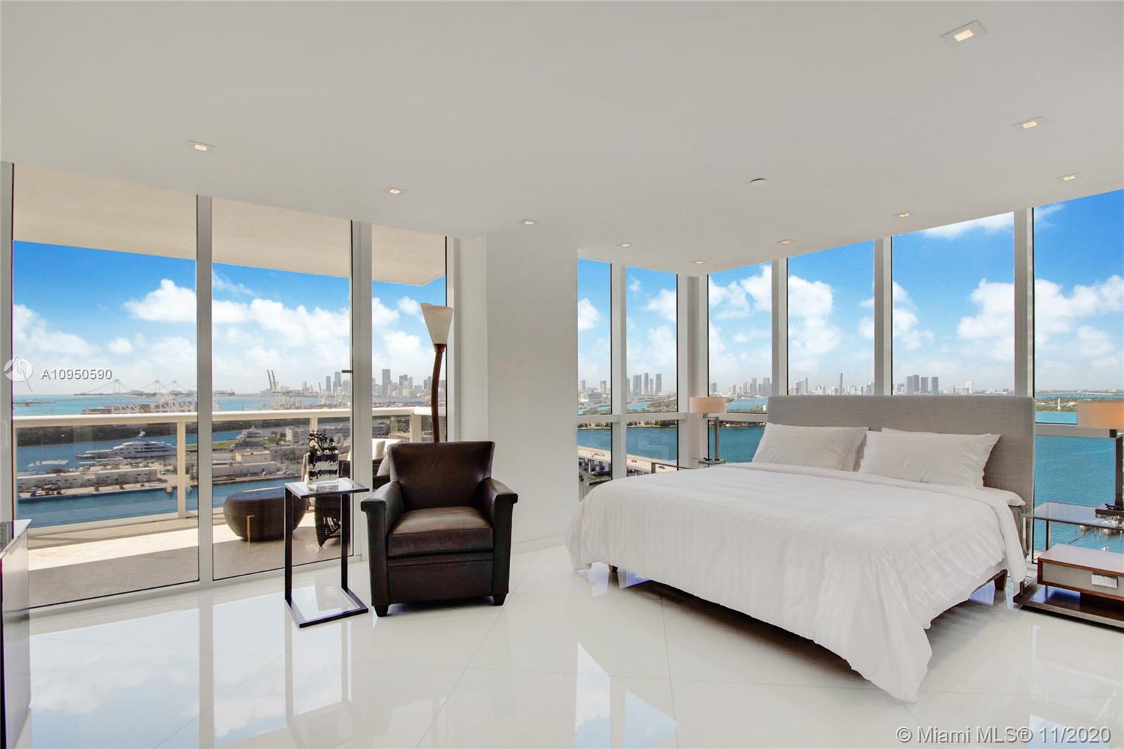 400 Alton Road, Unit 2001 Miami Beach, FL 33139 - Photo 6 of 19