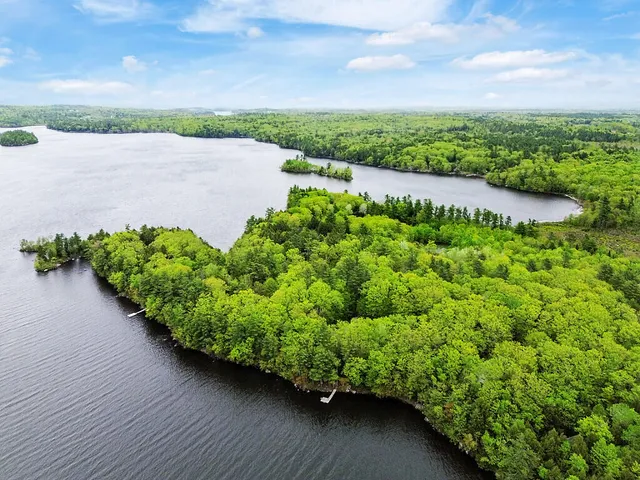 $779,000 | 282 Pierces Point Road, Windsor, ME 04363