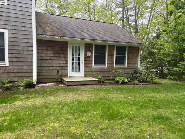 $779,000 | 282 Pierces Point Road, Windsor, ME 04363