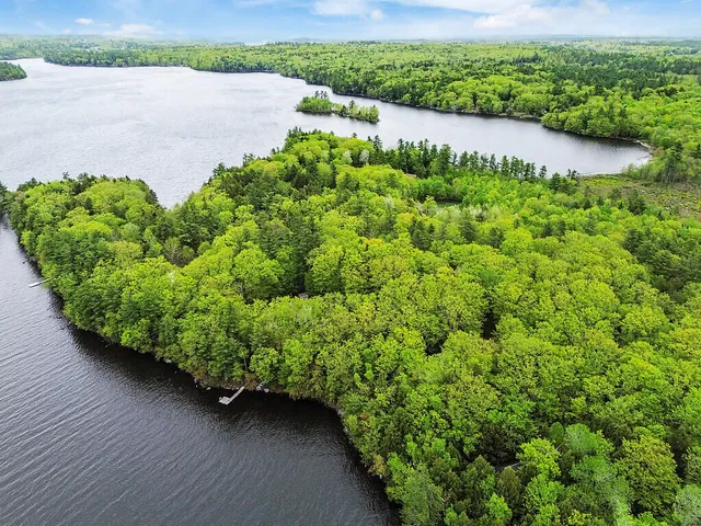 $779,000 | 282 Pierces Point Road, Windsor, ME 04363