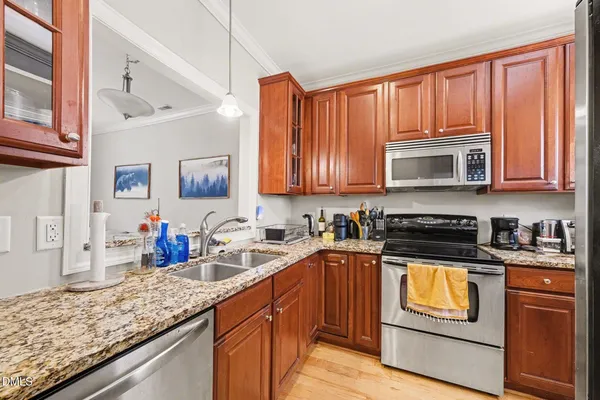 $588,000 | 400 West Rosemary Street, Unit 401, Chapel Hill, NC 27516