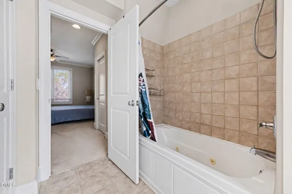 $588,000 | 400 West Rosemary Street, Unit 401, Chapel Hill, NC 27516