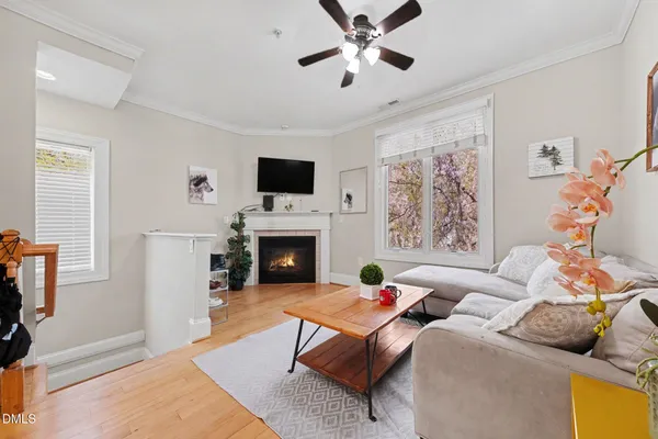 $588,000 | 400 West Rosemary Street, Unit 401, Chapel Hill, NC 27516