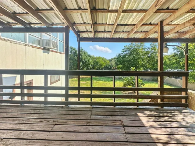 $125,000 | 601 East Henry Street, Hamilton, TX 76531