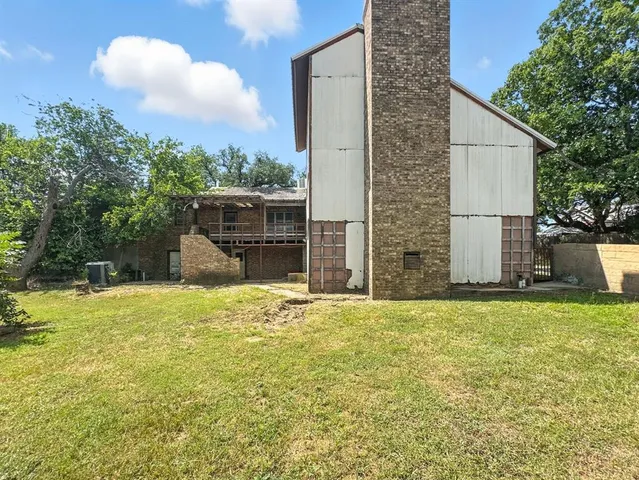 $125,000 | 601 East Henry Street, Hamilton, TX 76531