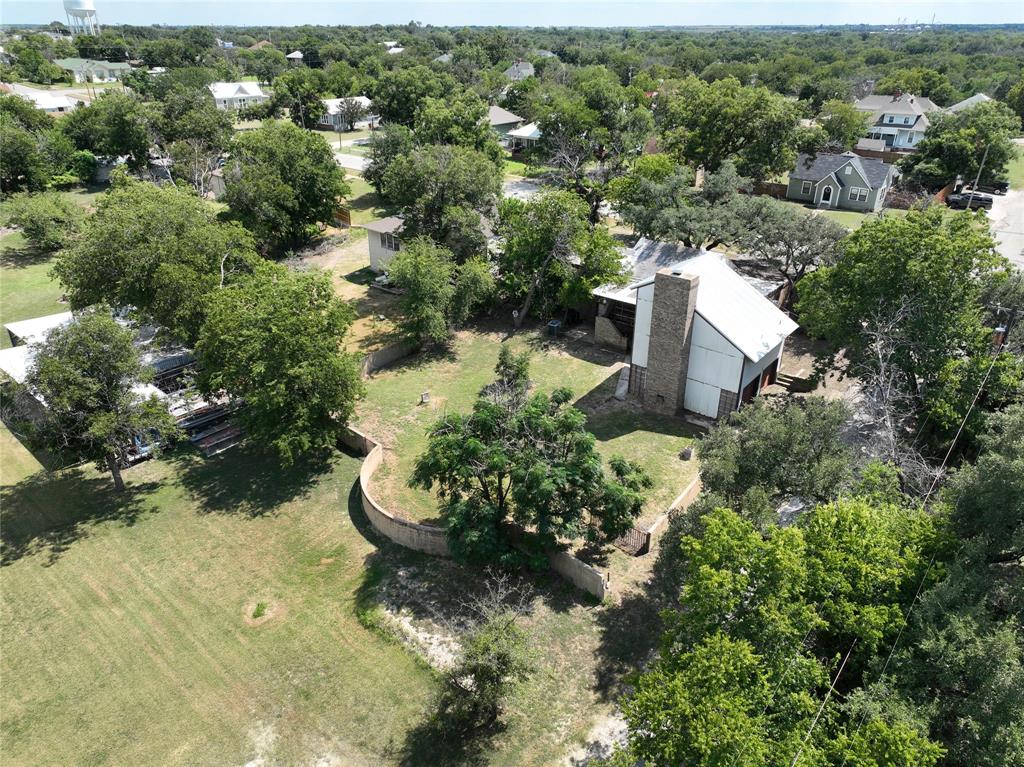 601 East Henry Street Hamilton, TX 76531 - Photo 10 of 40 an aerial view of a house with a yard