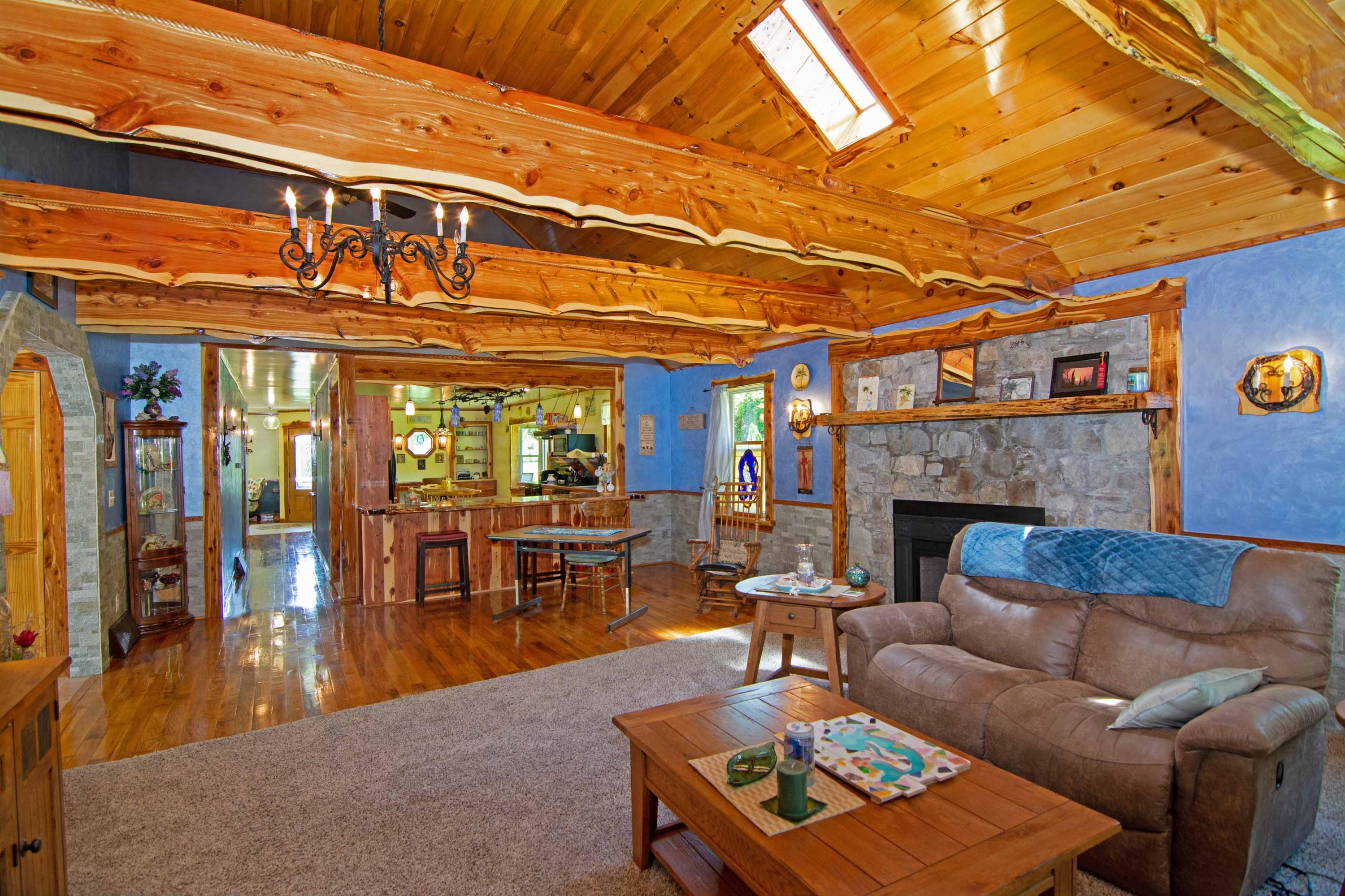5182 New River Road Hinton, WV 25951 - Photo 41 of 70 Gallery Image 41