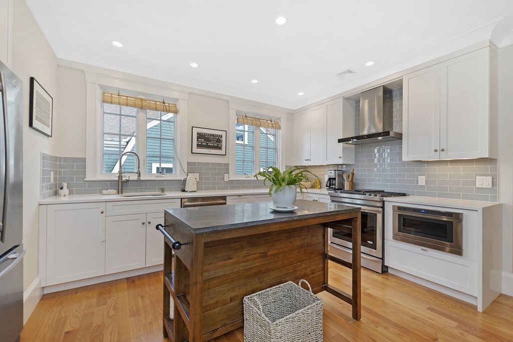 63 Upland Road, Unit 1 Cambridge, MA 02140 - Photo 10 of 31 Gallery Image 10