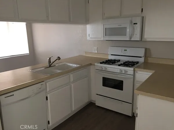 $3,700,000 | 12617 Eucalyptus Avenue, Hawthorne, CA 90250