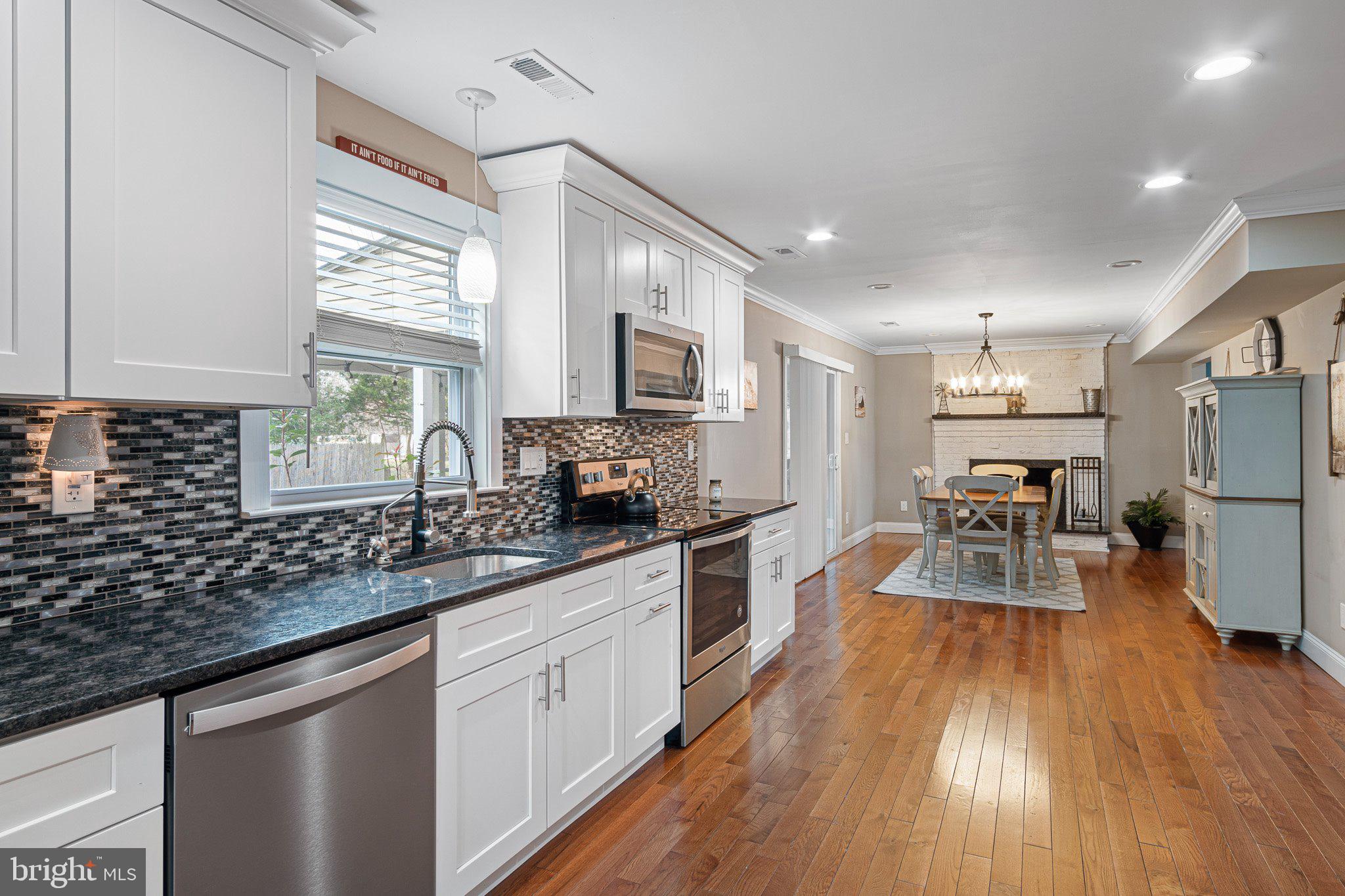 81 Ark Road Lumberton, NJ 08048 - Photo 3 of 35