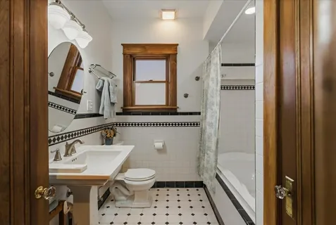 $1,229,000 | 2002 Ashwood Avenue, Nashville, TN 37212