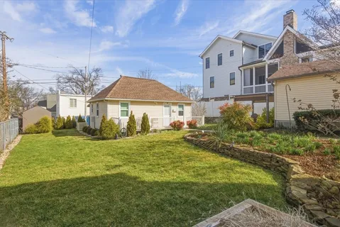 $1,229,000 | 2002 Ashwood Avenue, Nashville, TN 37212