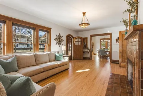 $1,229,000 | 2002 Ashwood Avenue, Nashville, TN 37212