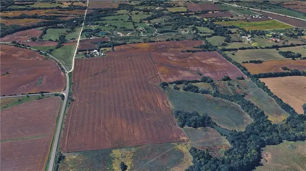 $4,400,000 | 17210 Hemphill Road, Bonner Springs, KS 66012